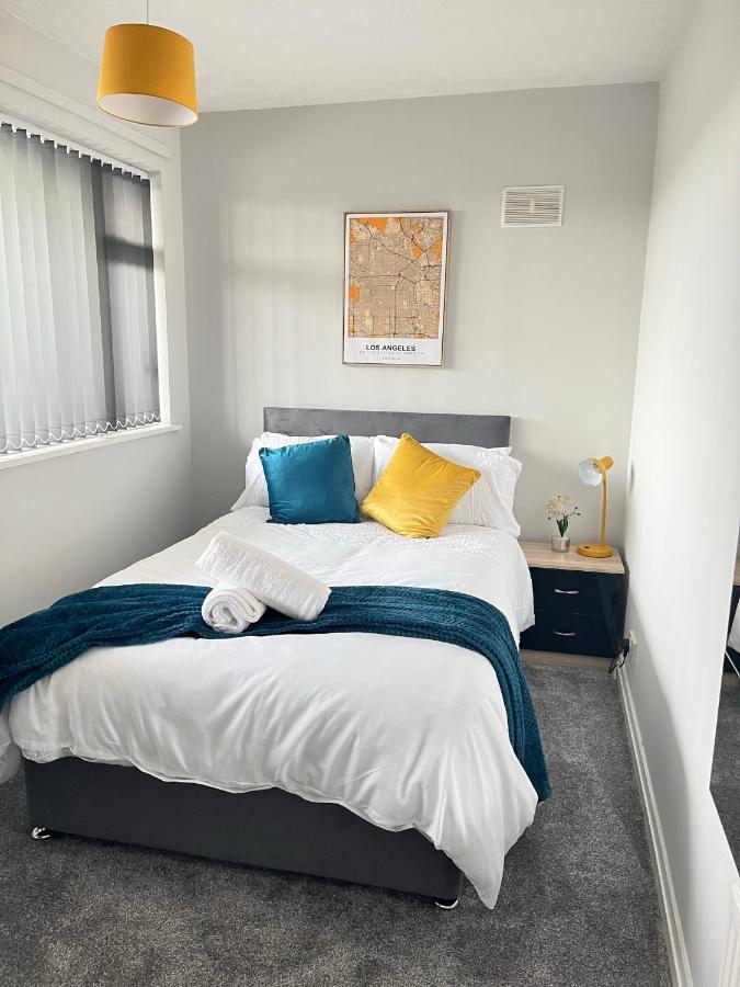 Hilltop Place Suites Near Doncaster Racecourse المظهر الخارجي الصورة