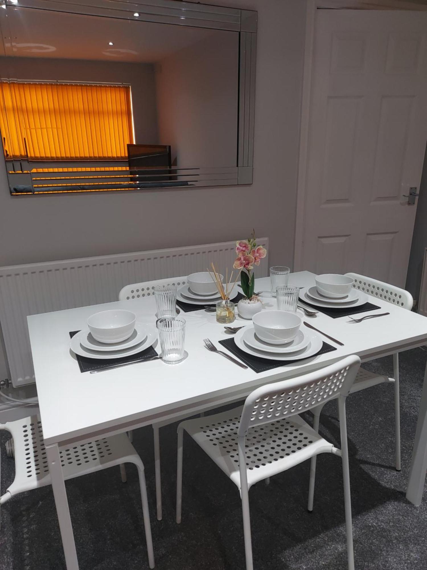 Hilltop Place Suites Near Doncaster Racecourse المظهر الخارجي الصورة
